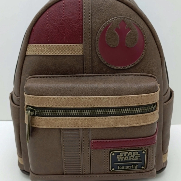 NWT Star Wars Loungefly Finn Last Jedi Backpack - Picture 1 of 7